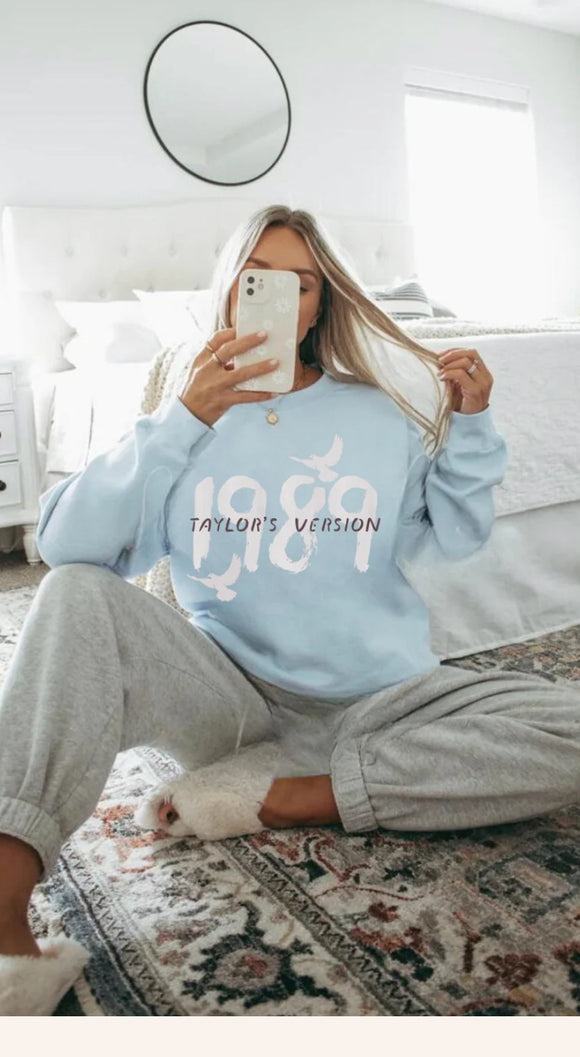 1989 Taylor’s Version Sweatshirt ETA 6 Weeks)